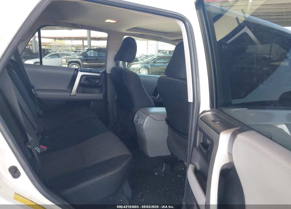 2011 TOYOTA 4RUNNER SR5 V6 VIN: JTEZU5JR6B5020860