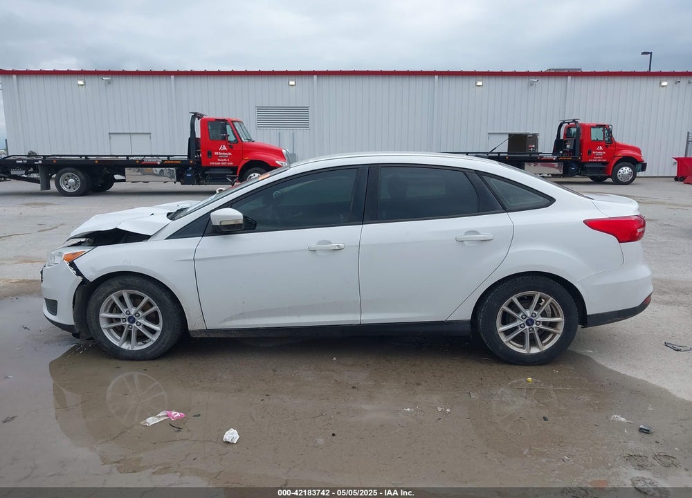2017 FORD FOCUS VIN: 1FADP3F2XHL291050