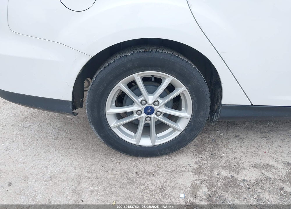 2017 FORD FOCUS VIN: 1FADP3F2XHL291050
