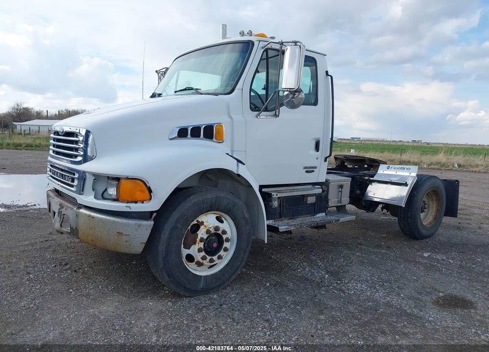 2001 STERLING TRUCK M 7500 VIN: 2FWBAKBS41AJ24858
