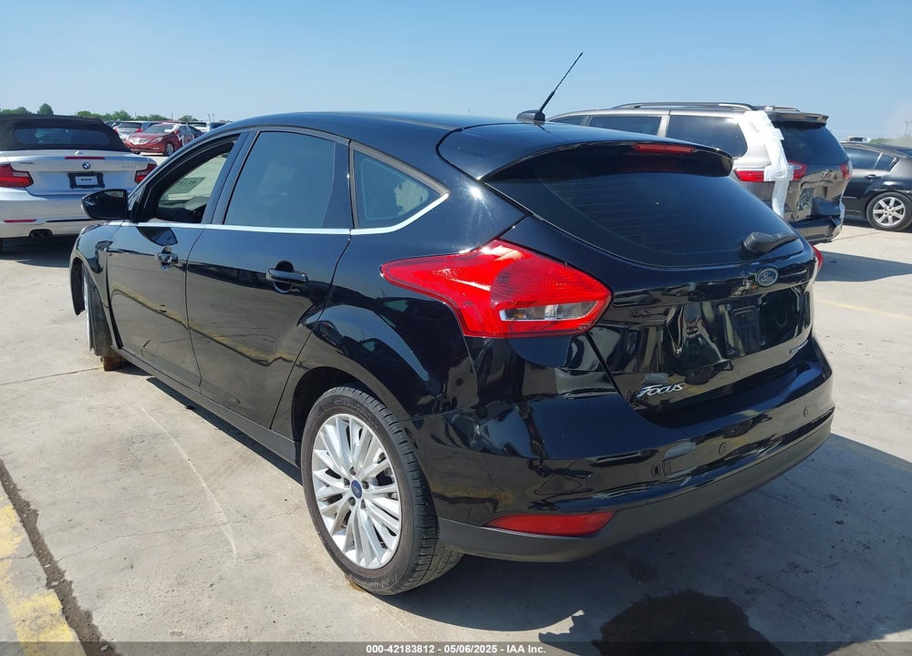 2018 FORD FOCUS VIN: 1FADP3N21JL289677