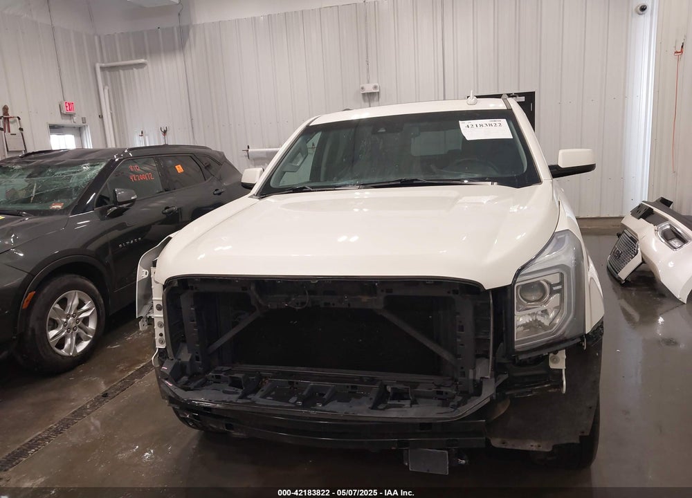 2015 GMC YUKON XL 1500 SLT VIN: 1GKS2HKC7FR669240