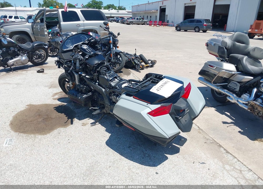 2021 HONDA GL1800 B VIN: JH2SC7919MK300111