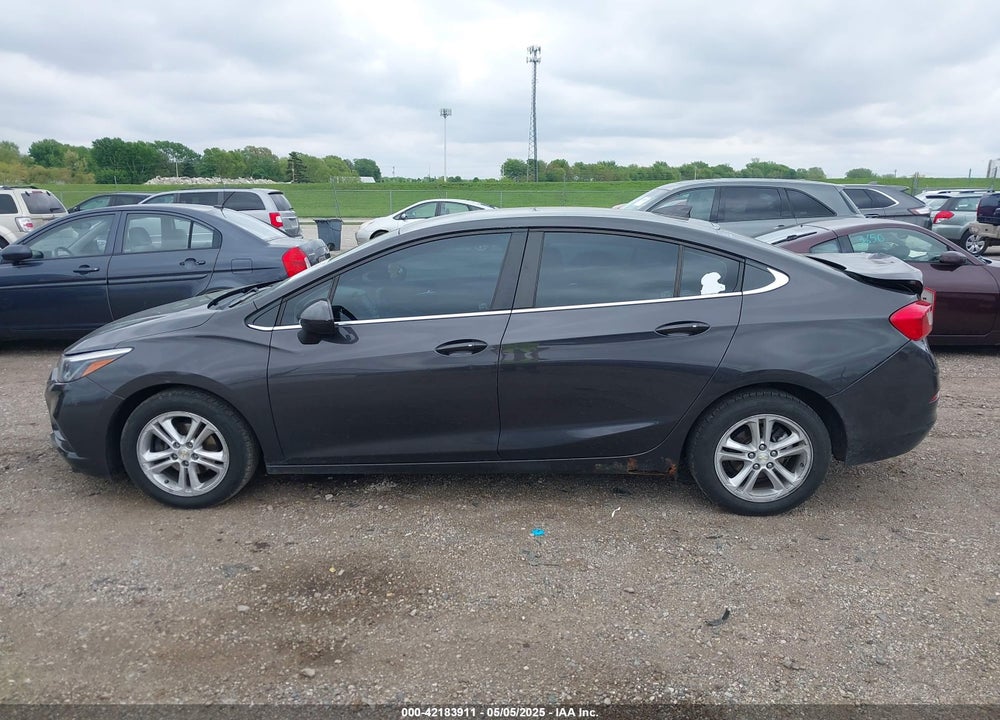 2017 CHEVROLET CRUZE LT AUTO VIN: 1G1BE5SM1H7180365