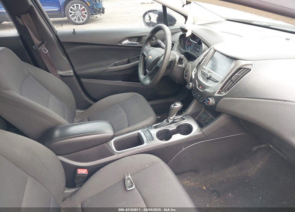 2017 CHEVROLET CRUZE LT AUTO VIN: 1G1BE5SM1H7180365