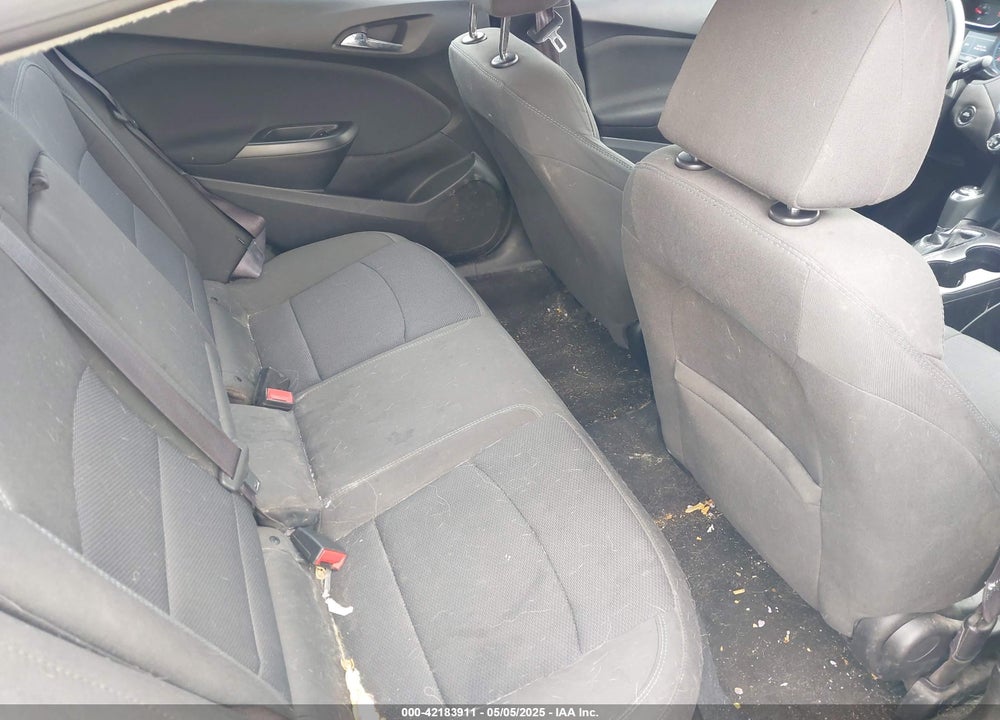 2017 CHEVROLET CRUZE LT AUTO VIN: 1G1BE5SM1H7180365