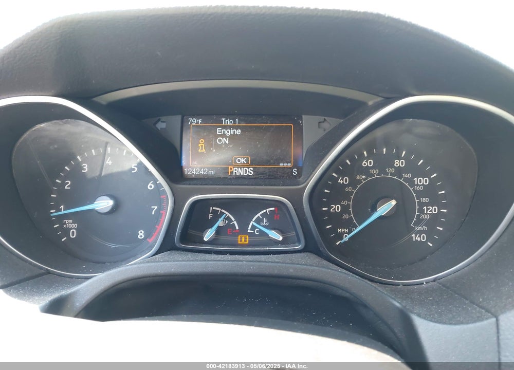 2015 FORD FOCUS VIN: 1FADP3N28FL325033