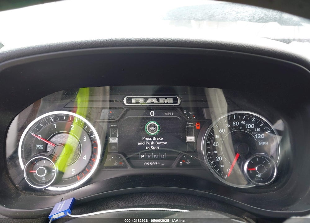 2019 RAM 2500 VIN: 3C6UR5DL9KG604368