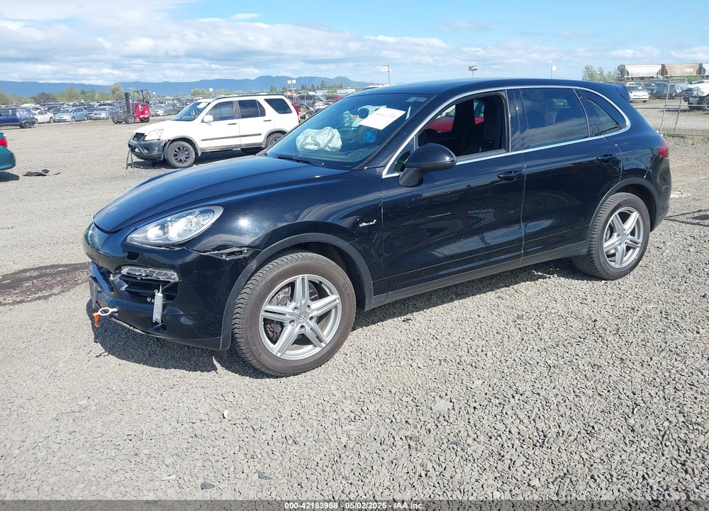 2013 PORSCHE CAYENNE DIESEL VIN: WP1AF2A26DLA30573