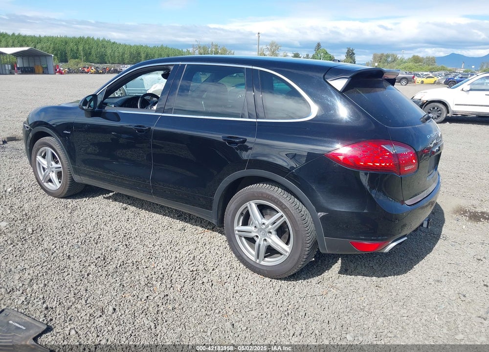 2013 PORSCHE CAYENNE DIESEL VIN: WP1AF2A26DLA30573