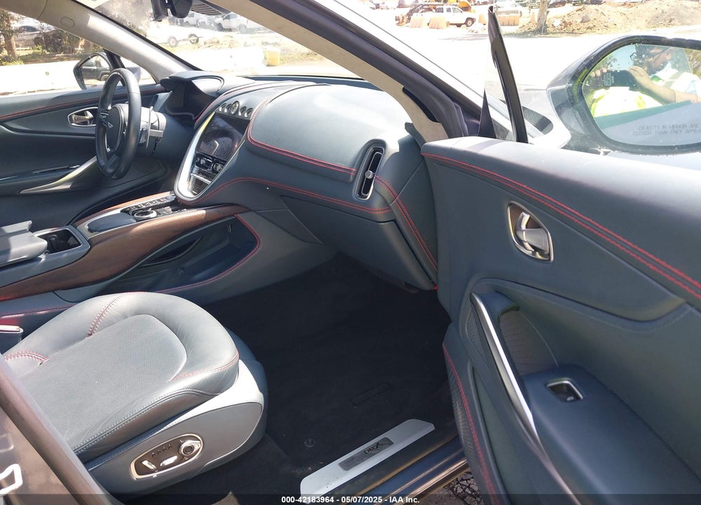 2021 ASTON MARTIN DBX VIN: SCFVUJAW8MTV02568