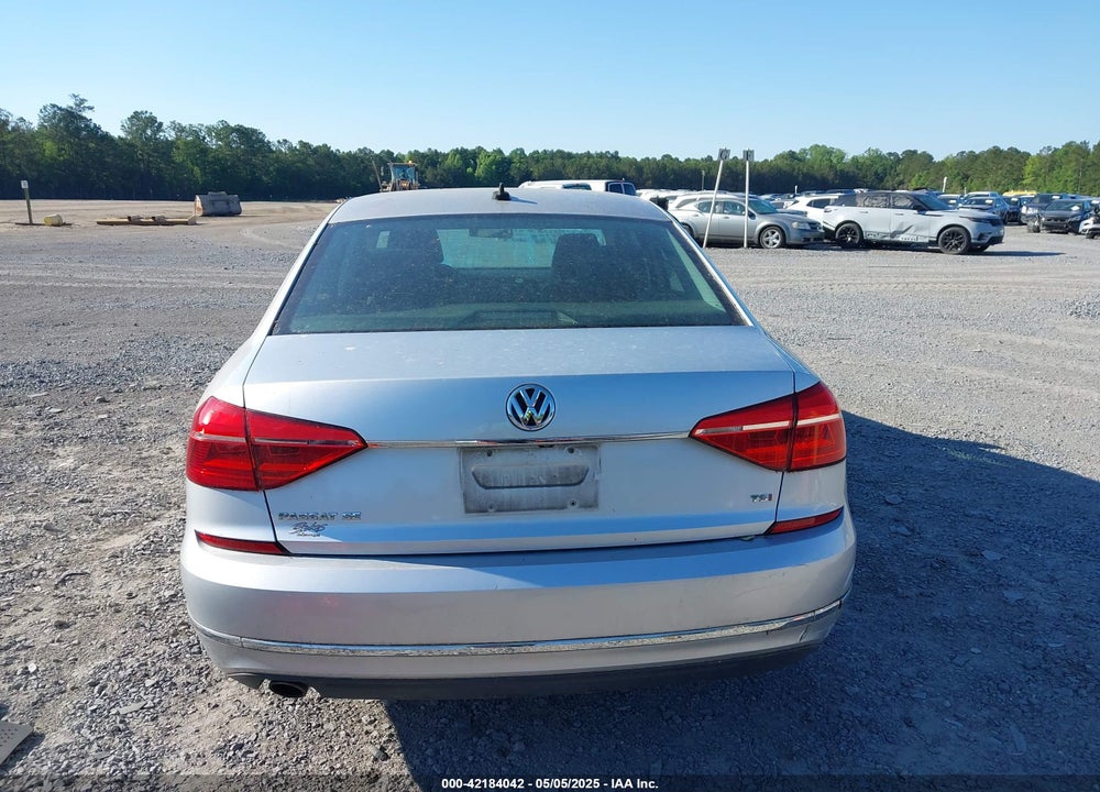 2016 VOLKSWAGEN PASSAT VIN: 1VWBT7A31GC021141