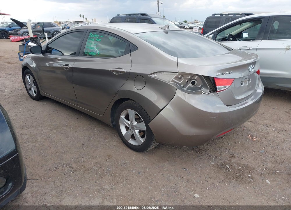 2013 HYUNDAI ELANTRA VIN: 5NPDH4AE5DH245851