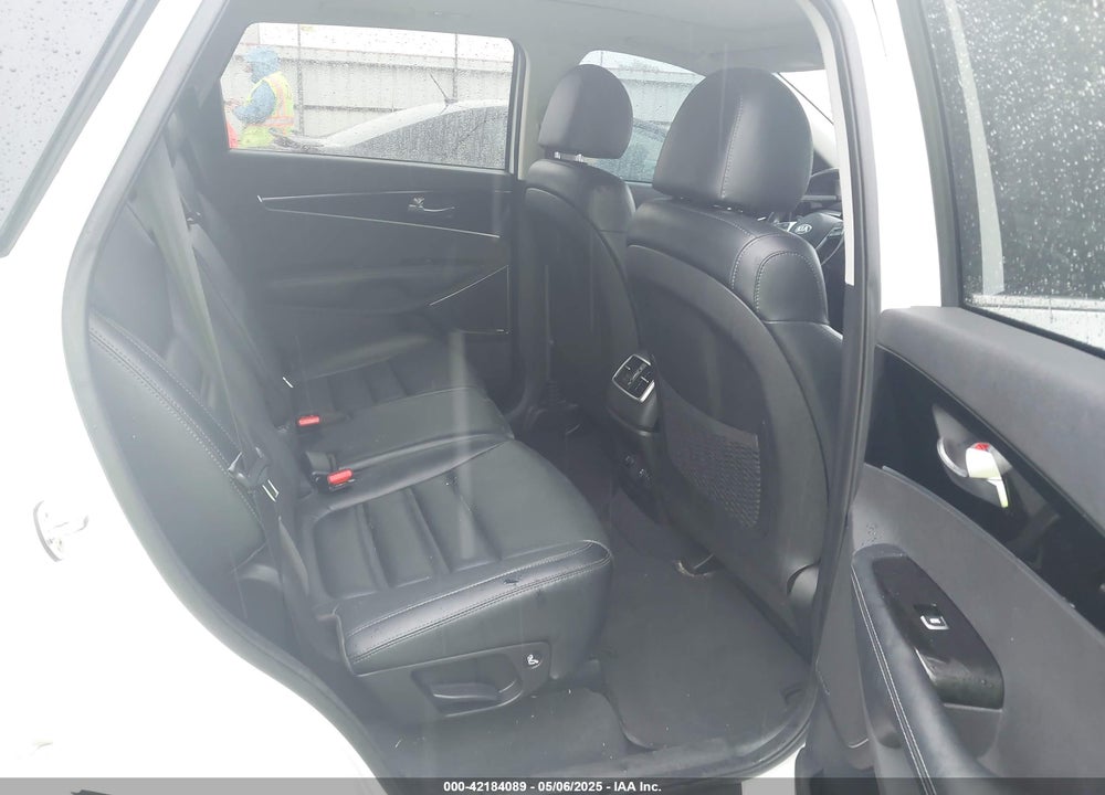 2020 KIA SORENTO VIN: 5XYPK4A5XLG651337