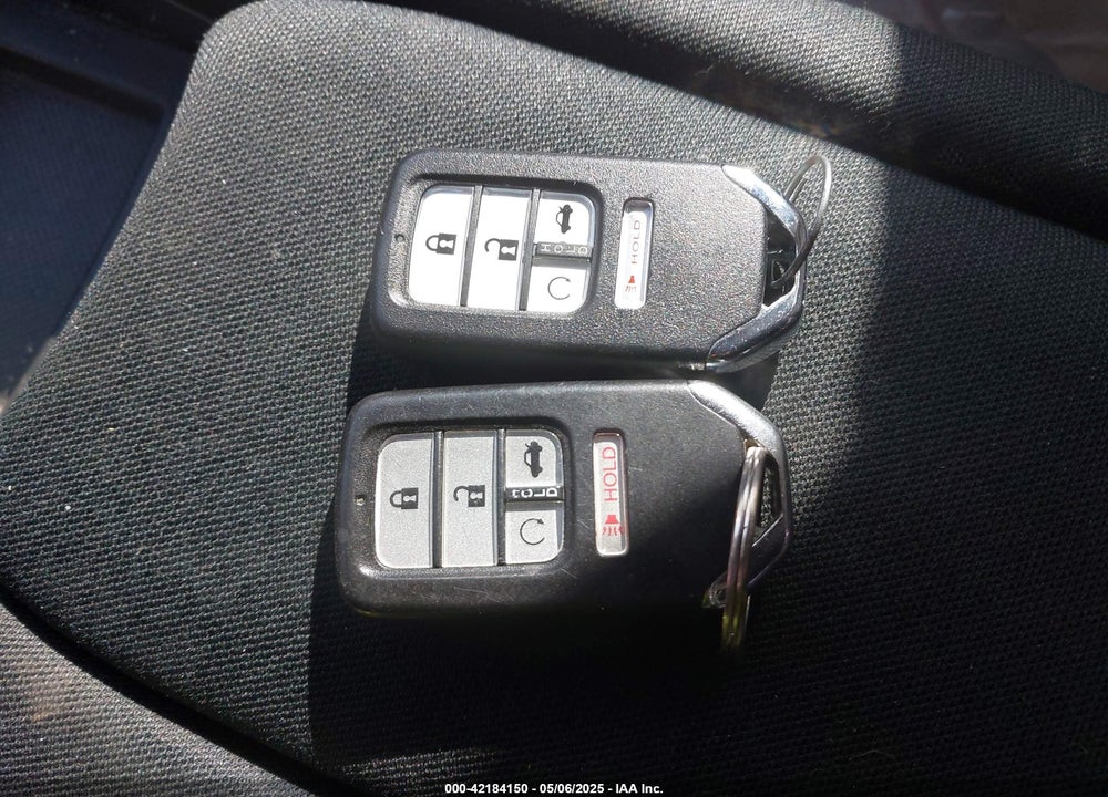 2016 HONDA CIVIC VIN: 19XFC2F80GE001239
