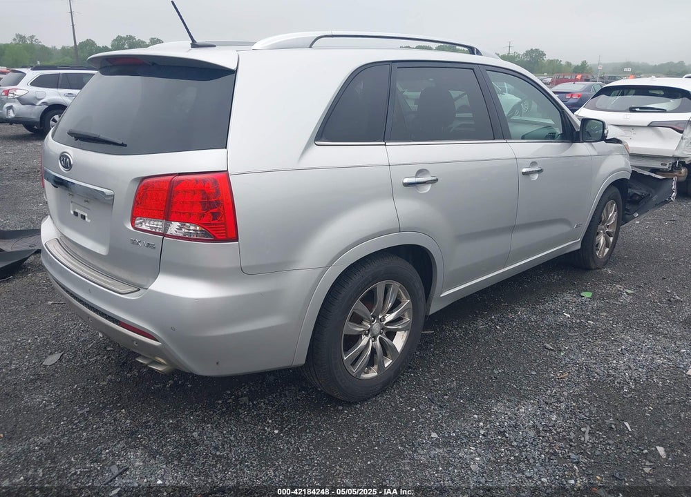 2013 KIA SORENTO VIN: 5XYKWDA26DG330546