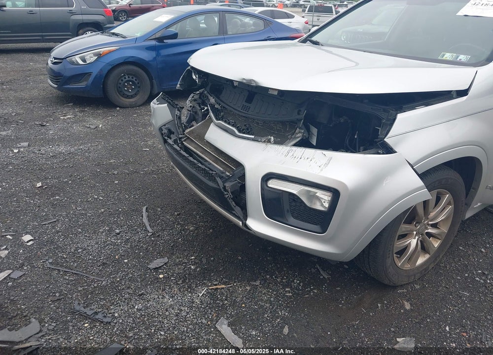 2013 KIA SORENTO VIN: 5XYKWDA26DG330546