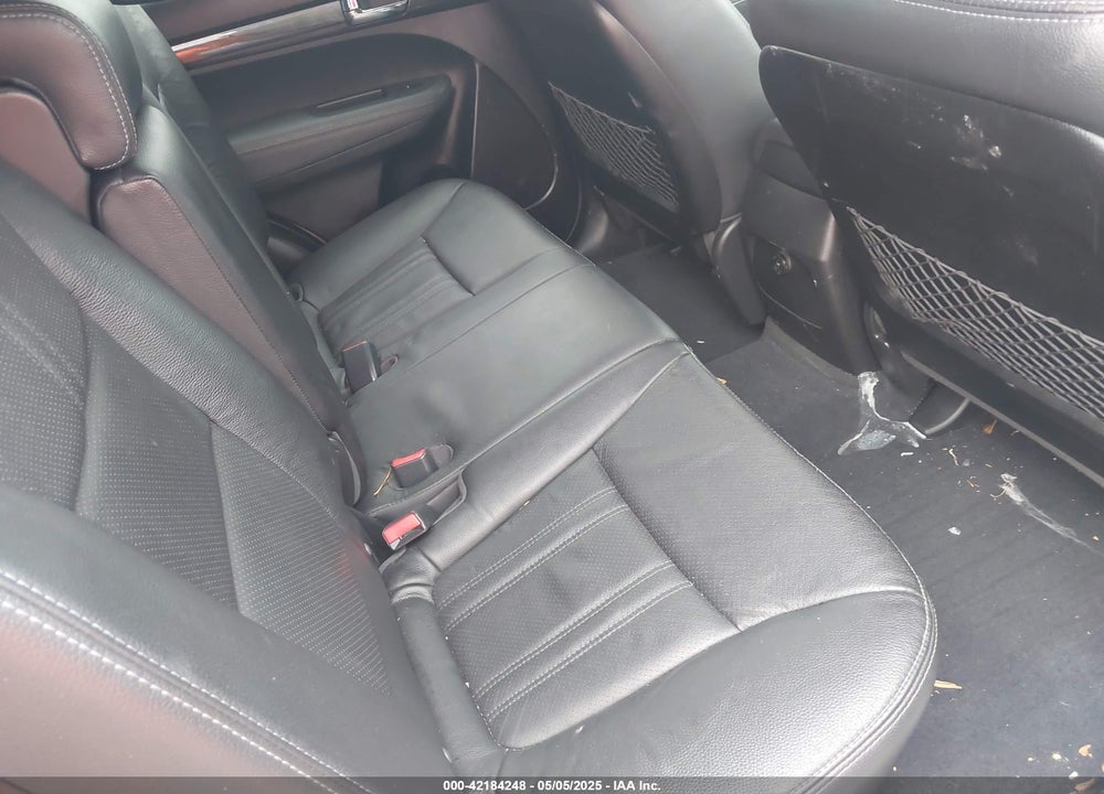 2013 KIA SORENTO VIN: 5XYKWDA26DG330546