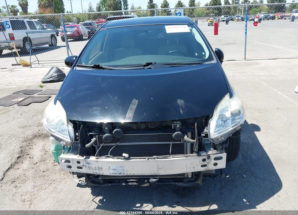 2014 TOYOTA PRIUS VIN: JTDKN3DUXE1774069