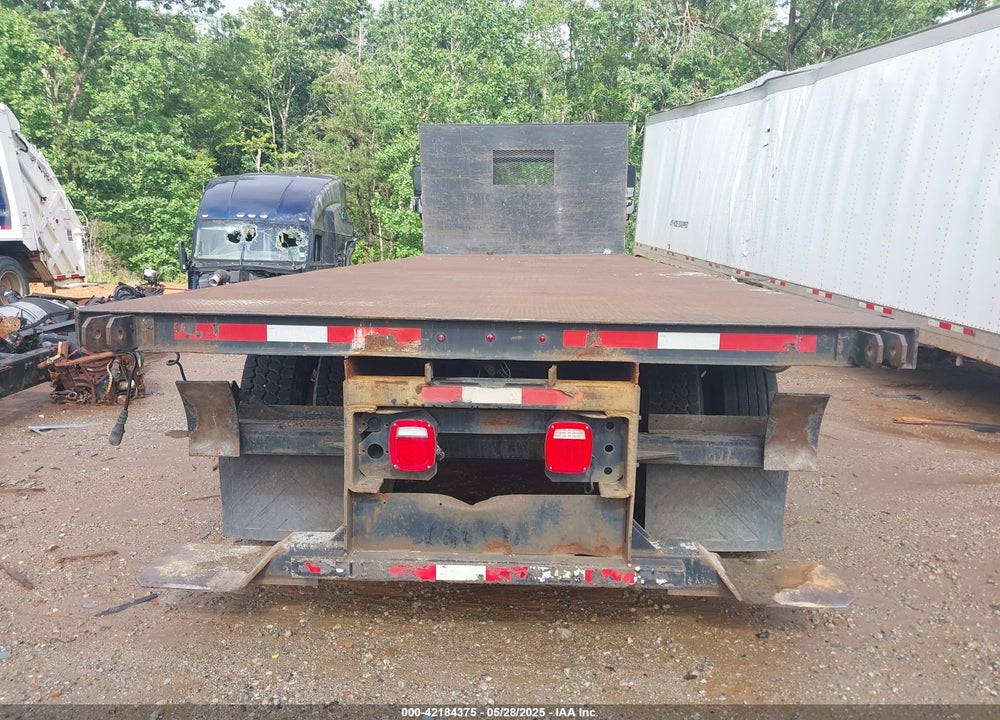 2017 FREIGHTLINER M2 106 VIN: 1FVHCYCY8HHJB2231
