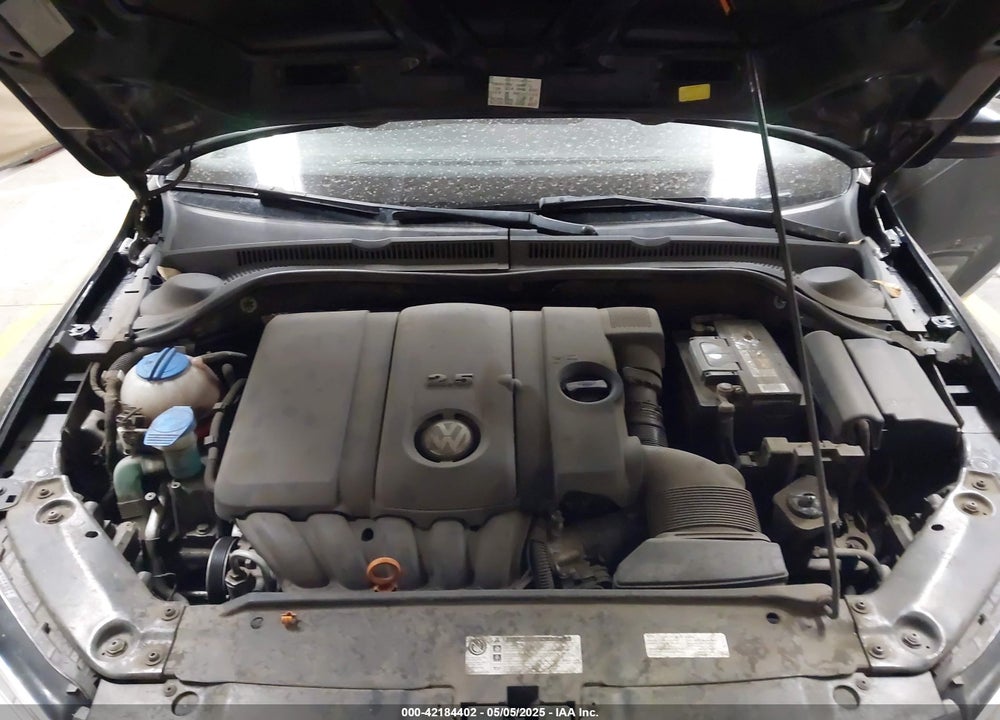 2013 VOLKSWAGEN JETTA 2.5L SE VIN: 3VWDX7AJ8DM258179