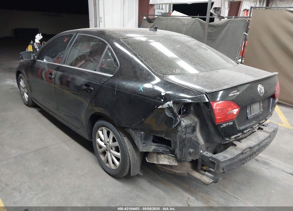 2013 VOLKSWAGEN JETTA 2.5L SE VIN: 3VWDX7AJ8DM258179