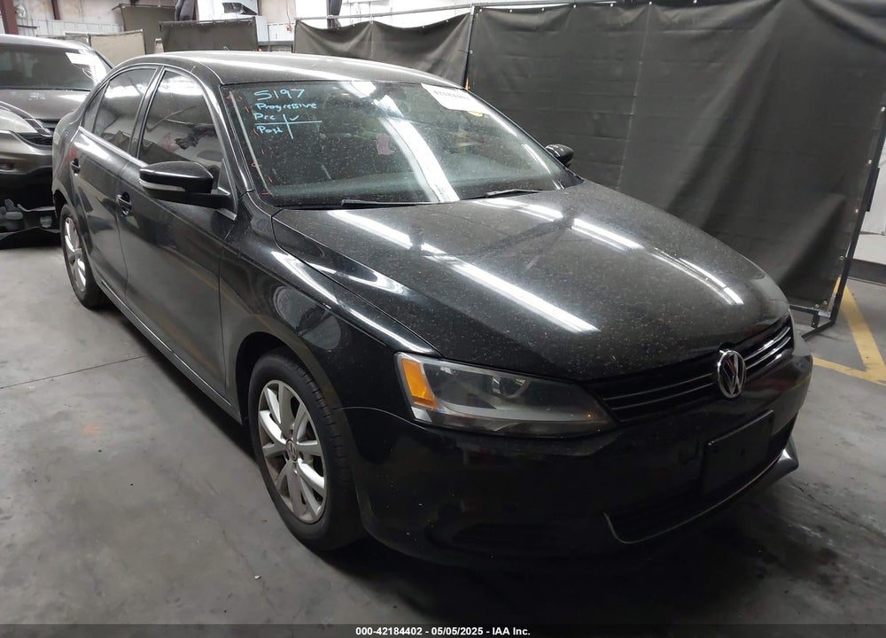 2013 VOLKSWAGEN JETTA 2.5L SE VIN: 3VWDX7AJ8DM258179