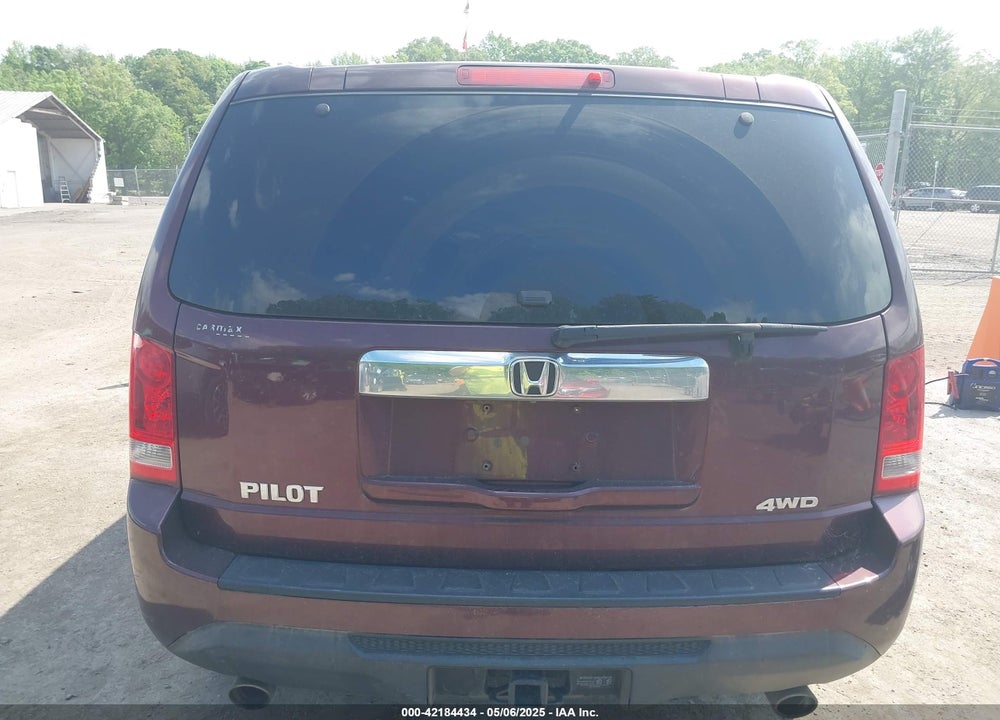 2014 HONDA PILOT EX-L VIN: 5FNYF4H77EB055015