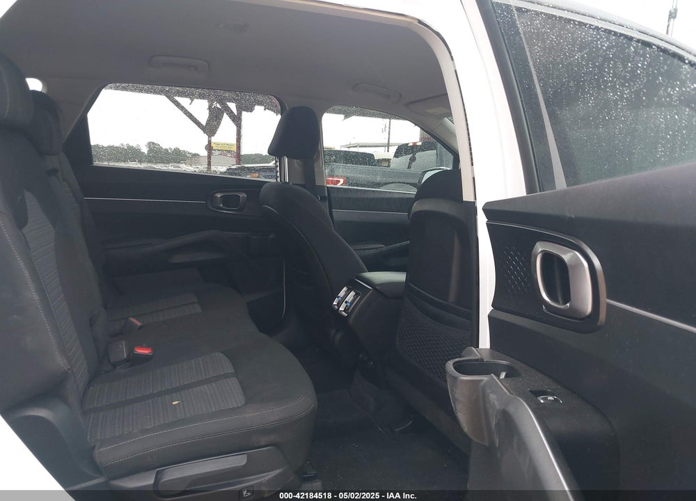 2021 KIA SORENTO LX VIN: 5XYRG4LC3MG055381