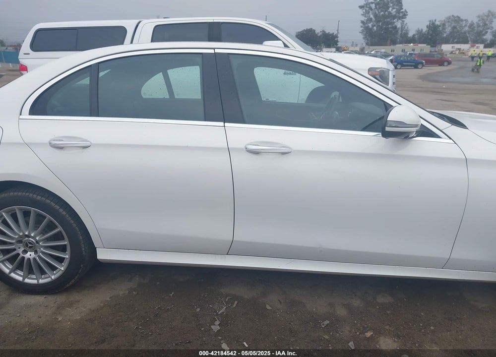 2022 MERCEDES-BENZ E-CLASS VIN: W1KZF8DB4NB087967