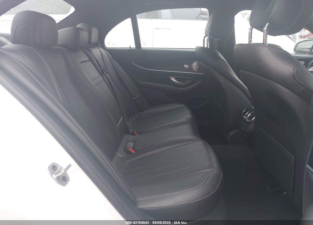2022 MERCEDES-BENZ E-CLASS VIN: W1KZF8DB4NB087967