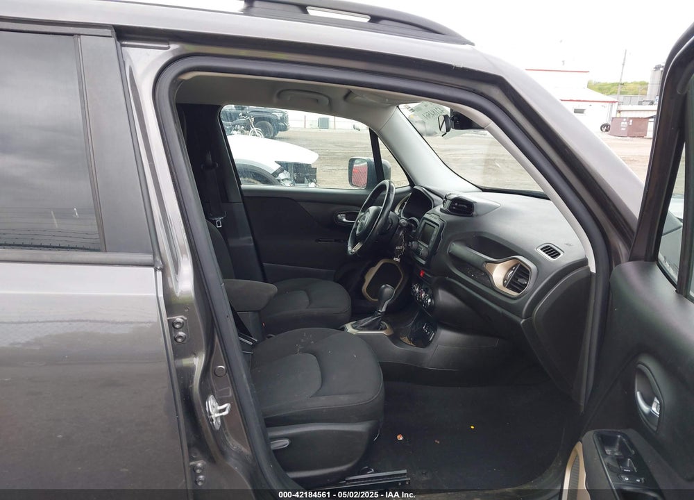 2016 JEEP RENEGADE VIN: ZACCJABT3GPD87283