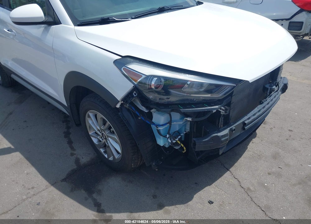 2018 HYUNDAI TUCSON VIN: KM8J33A48JU766322