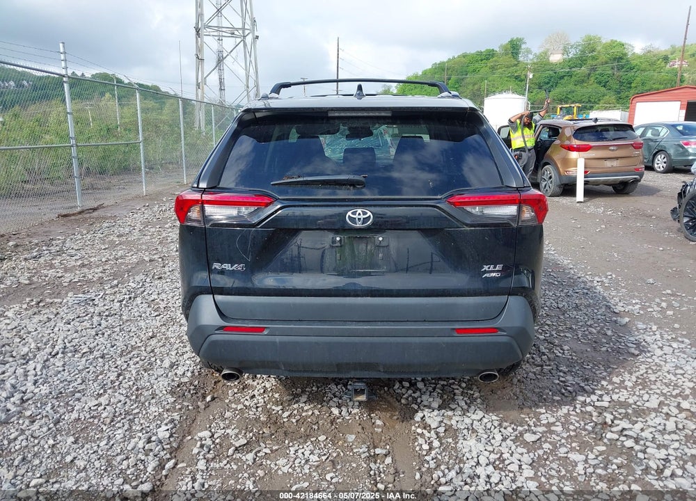 2021 TOYOTA RAV4 VIN: 2T3P1RFV2MC248806