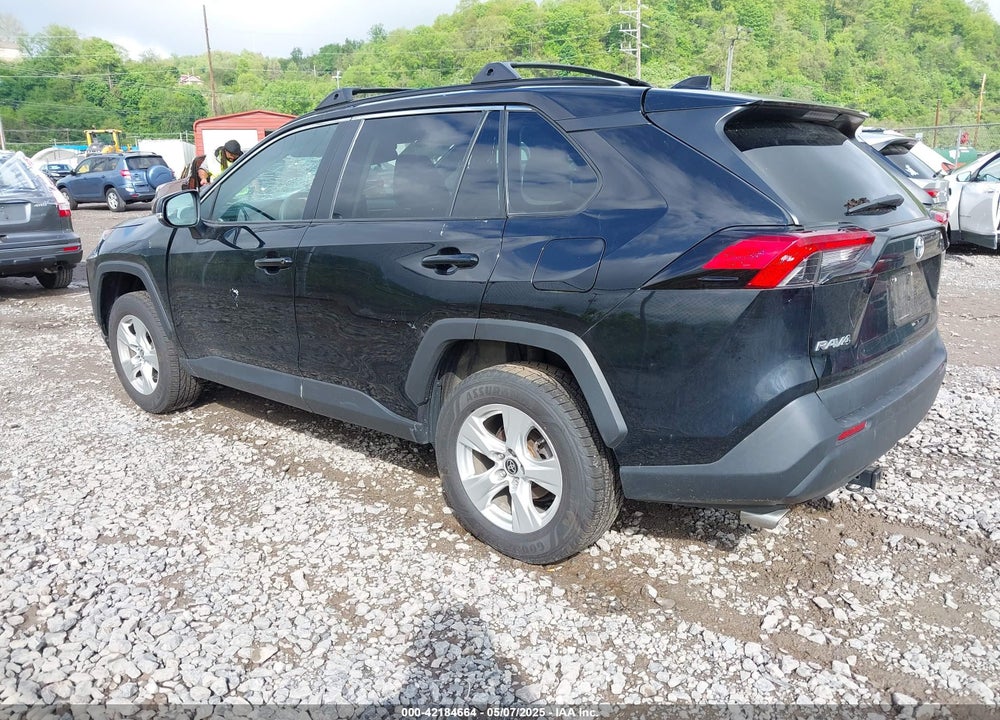 2021 TOYOTA RAV4 VIN: 2T3P1RFV2MC248806