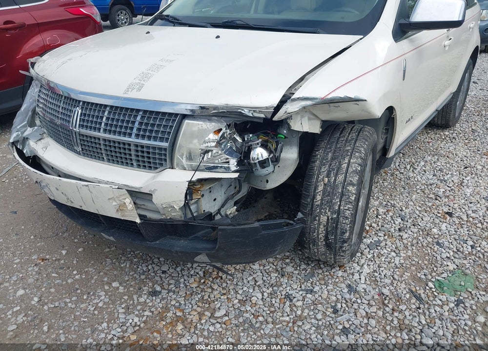 2008 LINCOLN MKX VIN: 2LMDU88C98BJ11756