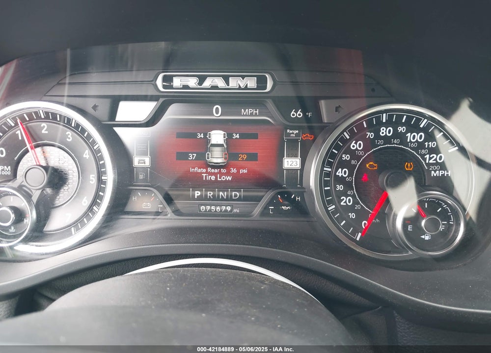2020 RAM 1500 VIN: 1C6RRFFG7LN273861