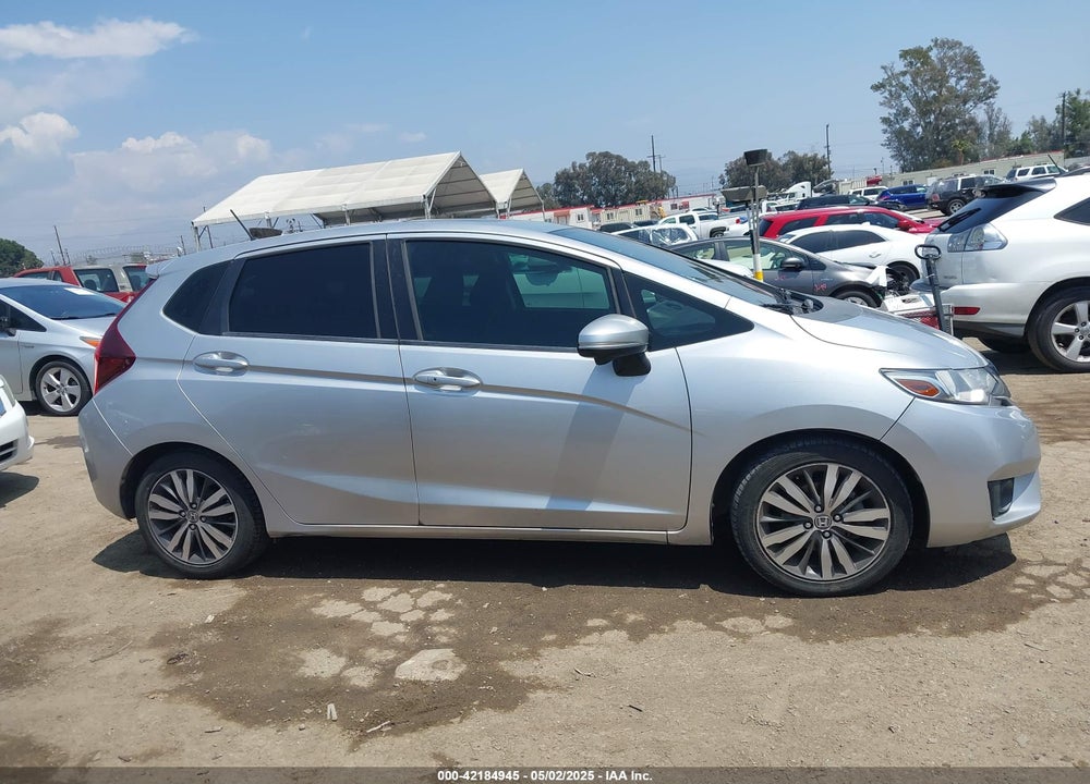 2015 HONDA FIT VIN: 3HGGK5G80FM742312
