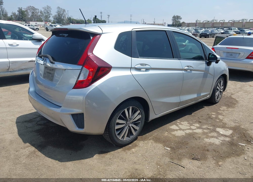 2015 HONDA FIT VIN: 3HGGK5G80FM742312