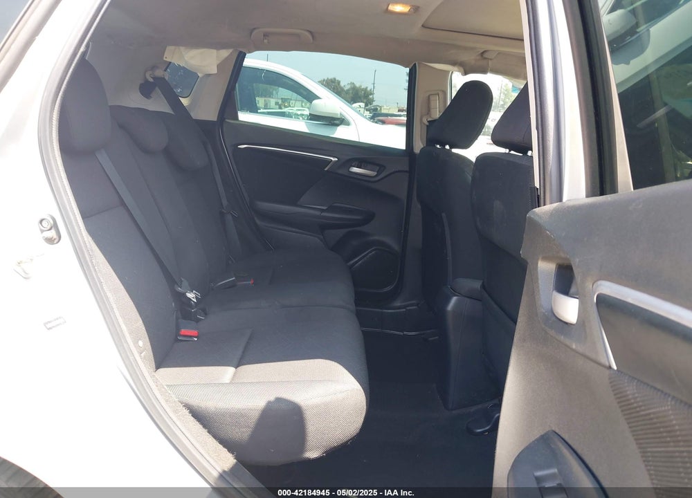 2015 HONDA FIT VIN: 3HGGK5G80FM742312