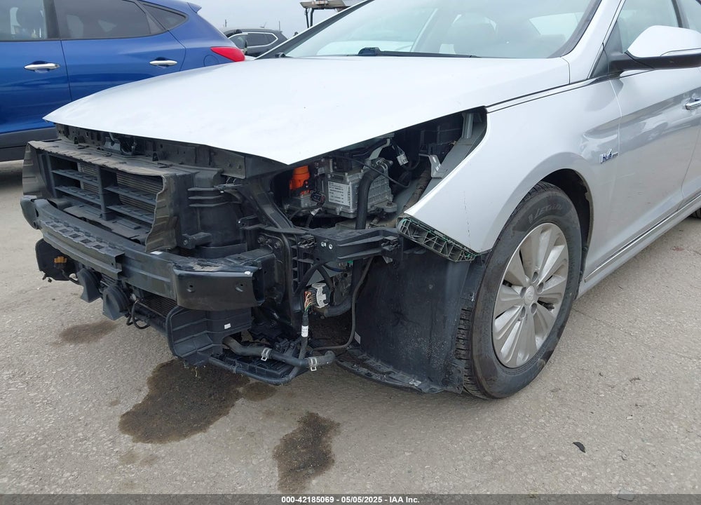 2016 HYUNDAI SONATA HYBRID SE VIN: KMHE24L18GA029712