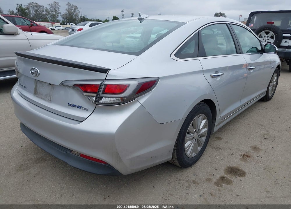 2016 HYUNDAI SONATA HYBRID SE VIN: KMHE24L18GA029712