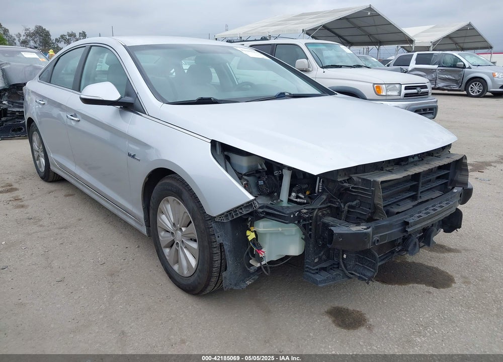 2016 HYUNDAI SONATA HYBRID SE VIN: KMHE24L18GA029712