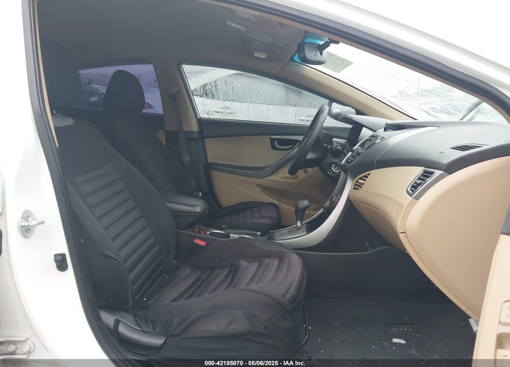 2013 HYUNDAI ELANTRA VIN: 5NPDH4AE3DH288374