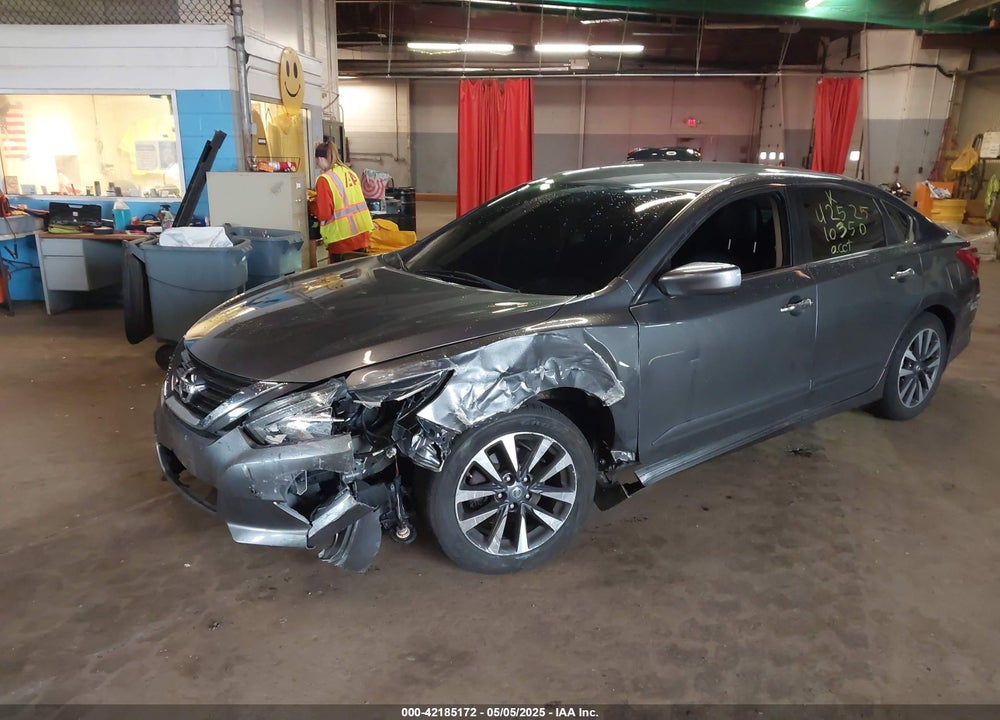 2017 NISSAN ALTIMA VIN: 1N4AL3AP3HC135983