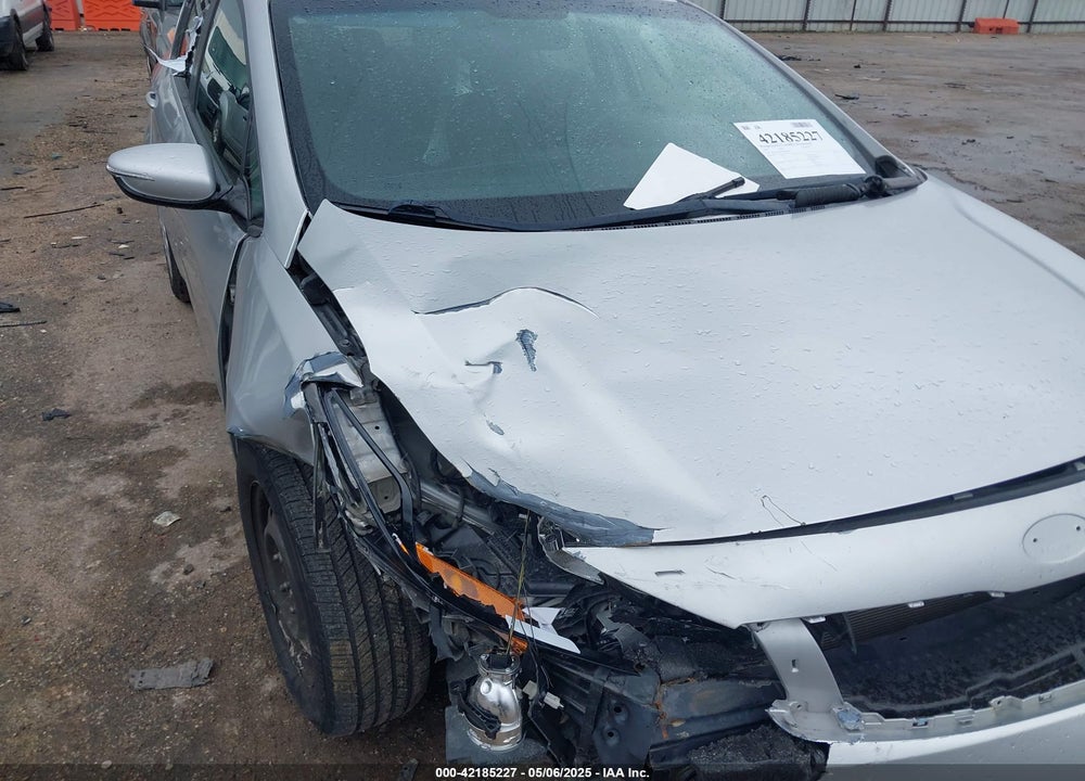 2017 KIA FORTE VIN: KNAFK5A82H5708896