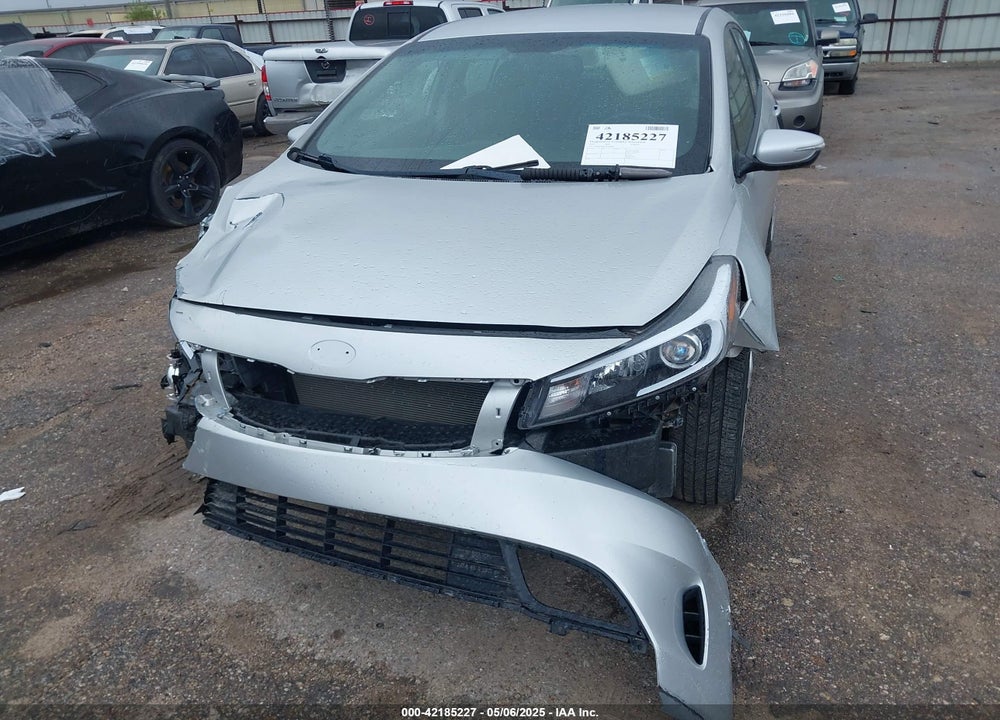 2017 KIA FORTE VIN: KNAFK5A82H5708896