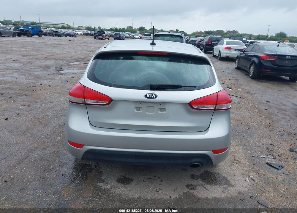 2017 KIA FORTE VIN: KNAFK5A82H5708896
