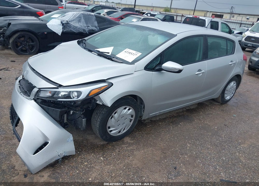 2017 KIA FORTE VIN: KNAFK5A82H5708896