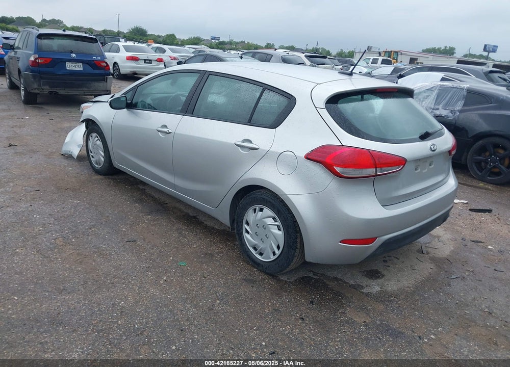 2017 KIA FORTE VIN: KNAFK5A82H5708896